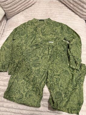 Zara Green Paisley Jumpsuit Set like new